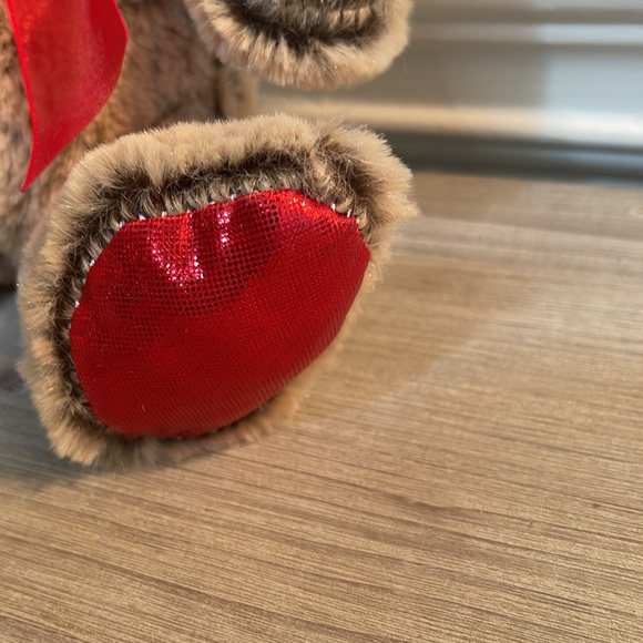 ❤️$5 ❤️ WITH ANY PURCHASE Valentines Plushie Bear - Picture 3 of 4